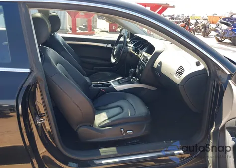 2014 Audi A5 2.0T Premium z USA, uszkodzony, nr VIN WAUCFAFR4EA031371